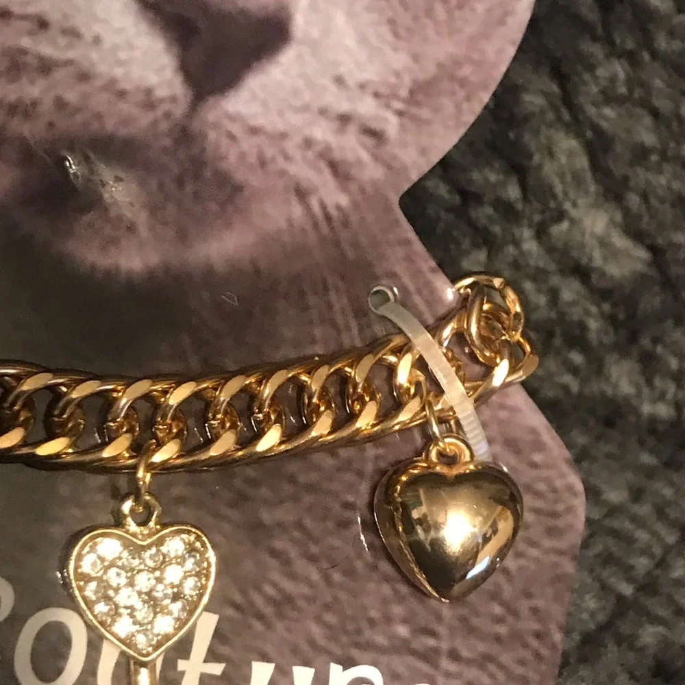 New “Kitty Couture” Fashion Cuban Link Thick Golden Chain Cat Four Charms Collar